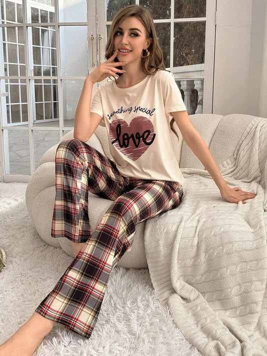 Women Stylish Comfort Night Wear Suit...